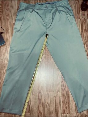 Pro Tour Golf Men's Pleated Chino Pants in Beige Size 38x29